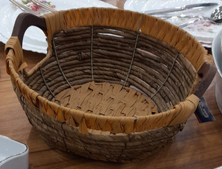 سبد نان و سبزی حصیری یونیک